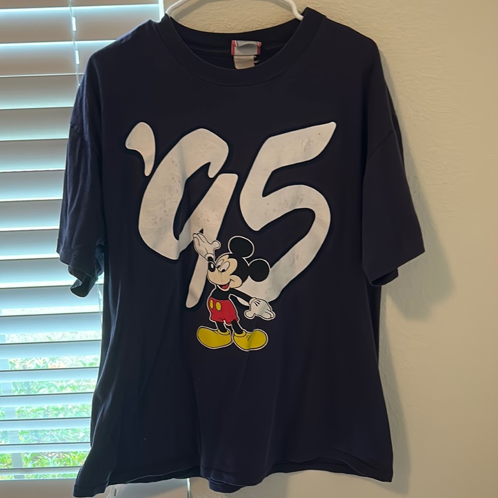 Vintage Mickey Mouse 95 Disneyland Tee Size XXL